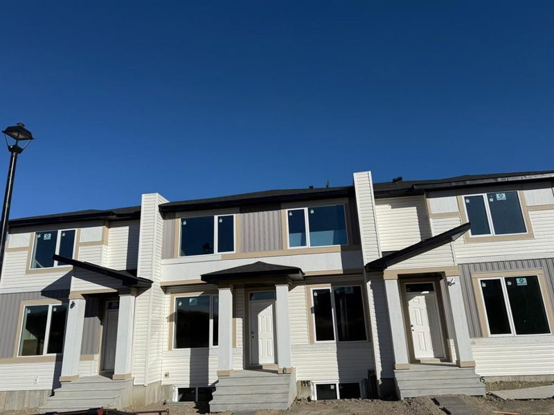 1995 McCaskill Drive, Crossfield, T0M 0C1 | Image 2