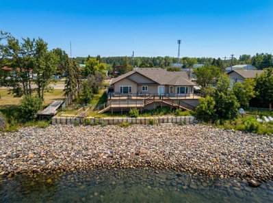 81 Peace River Avenue