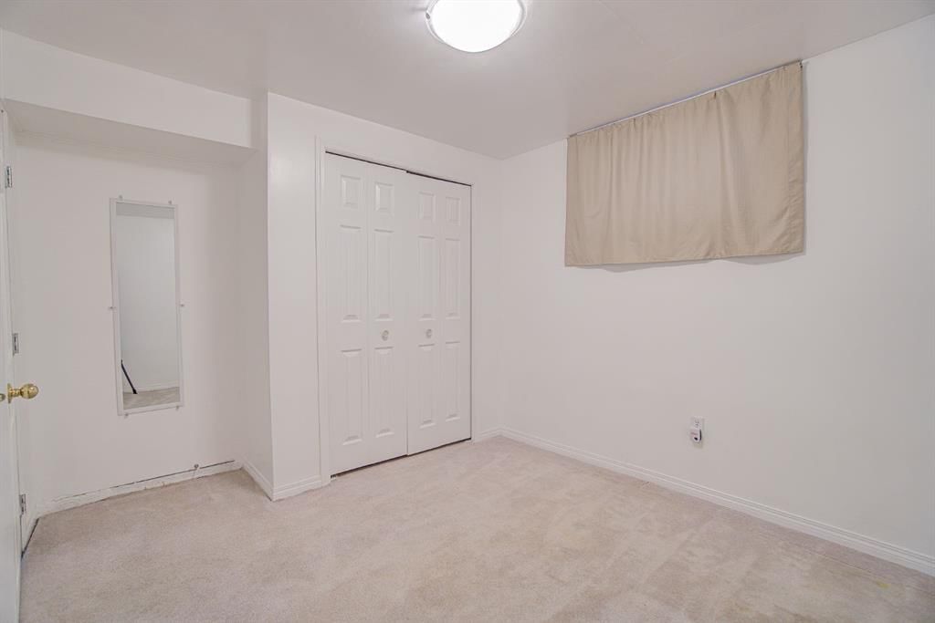 Listing Image 40