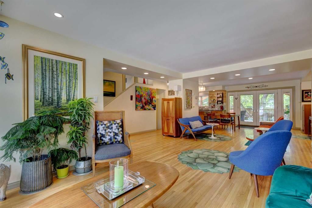 Listing Image 7