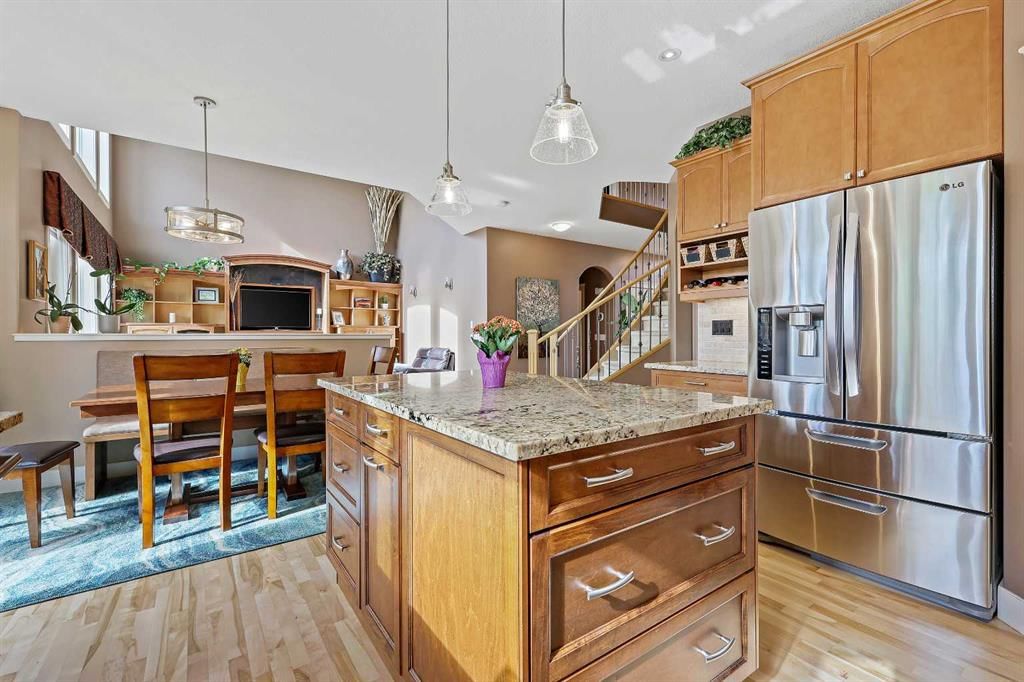 Listing Image 14