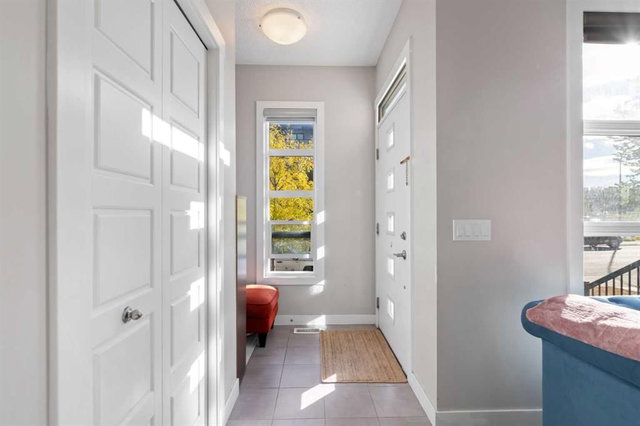 128 Livingston Parade NE