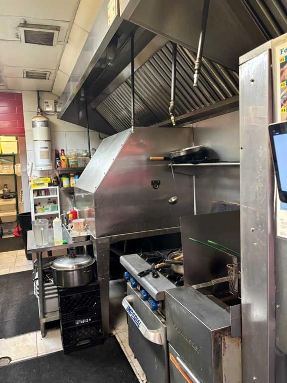 , Calgary, undefined | Image 2