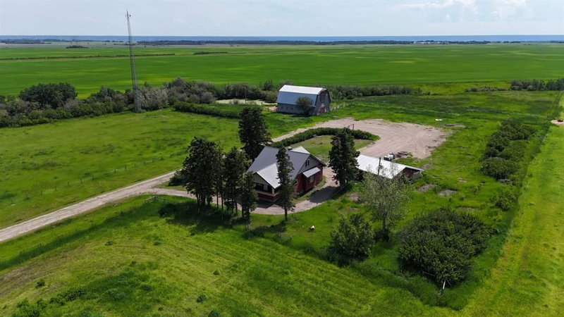 255025 Township 814 Road