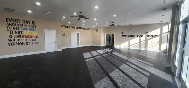 2763 SUNRIDGE Way NE, Calgary, T1Y 7K7 | Image 2