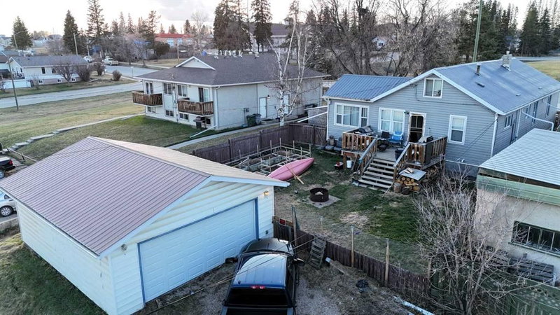 4725 5 AVE, Edson, T7E 1C6 | Image 2