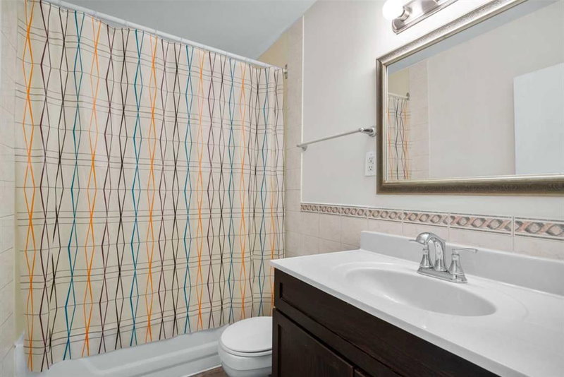 10631 Elbow Drive SW, Calgary AB - For Sale | HonestDoor