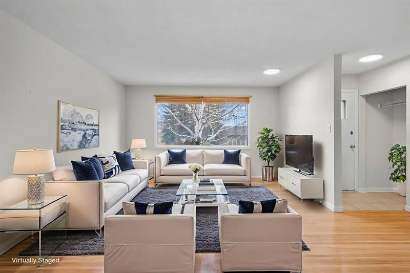 10631 Elbow Drive SW, Calgary AB - For Sale | HonestDoor