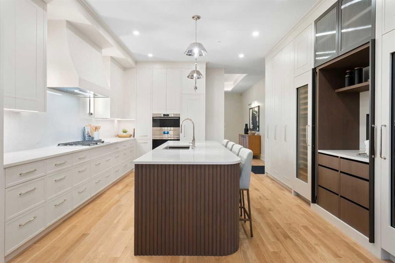 #B, 4120 1A Street SW, Parkhill — interior photo 7