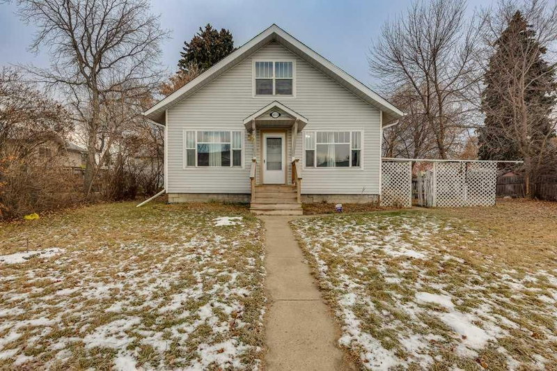 4915 44 Street, Innisfail, T4G 1M7 | Image 2