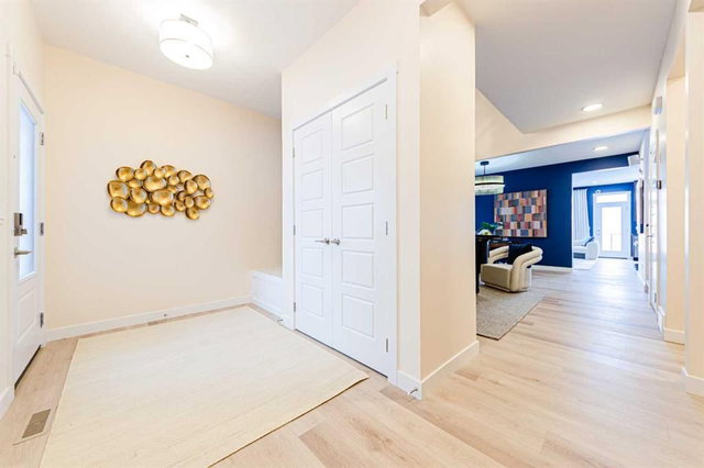 35 Homestead Gardens NE