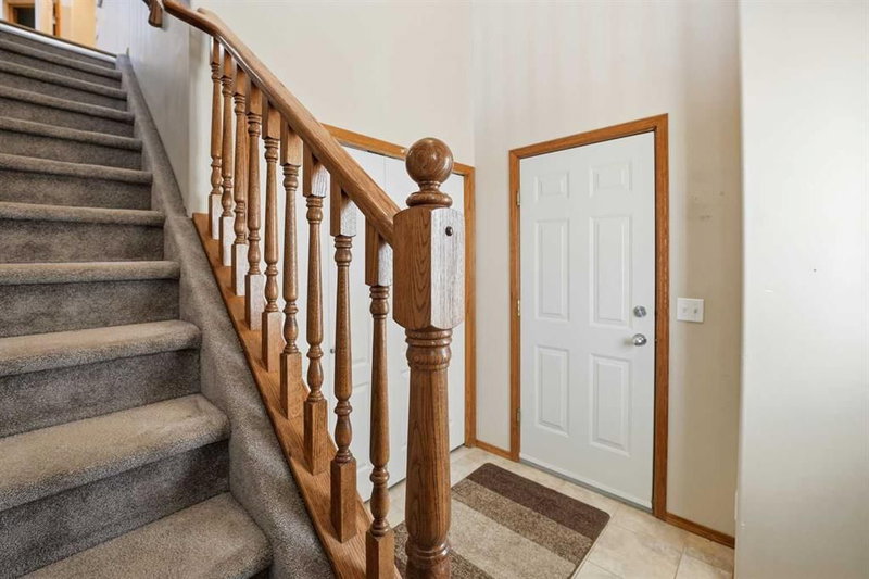 24D - 32 Daines Avenue, Red Deer, T4R 2Z5 | Image 2