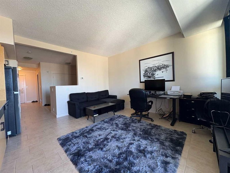 1315 - 8880 Horton Road SW, Calgary, T2V 2W3 | Image 3