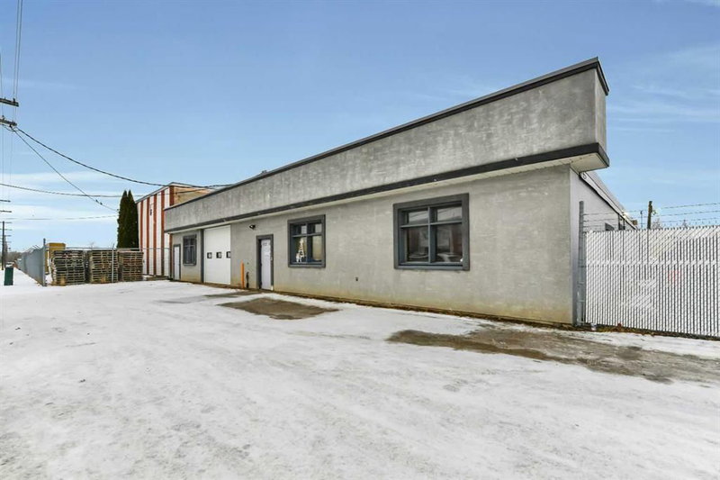 4727 60 Street, Red Deer, T4N 2N8 | Image 2