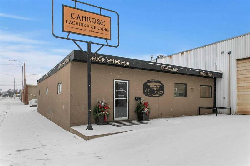 5013 48 Street, Camrose, T4V1L9 | Image 2
