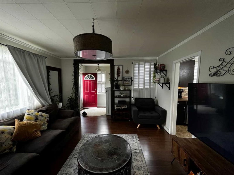 4621 5 Avenue, Edson, T7E 1C6 | Image 3