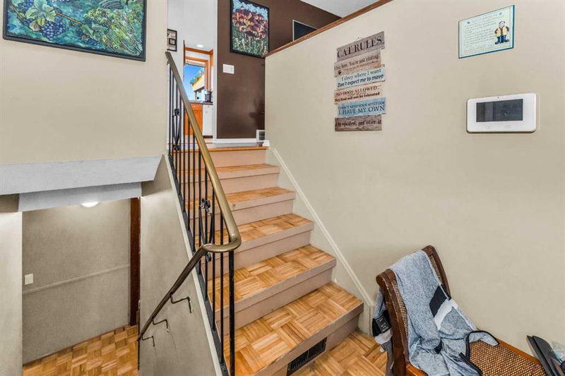 46 Marbrooke Circle NE, Calgary, T2A 2W4 | Image 3