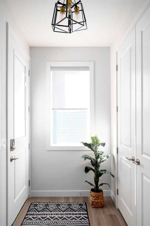 87 Waterford Mews, Chestermere, T1X 3B7 | Image 2