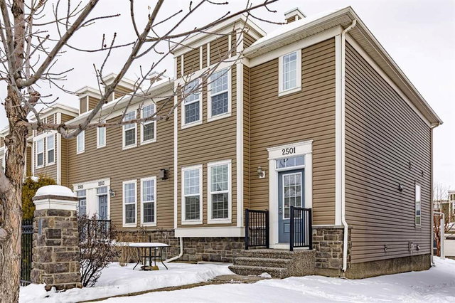 2501 - 155 Silverado Skies Link SW