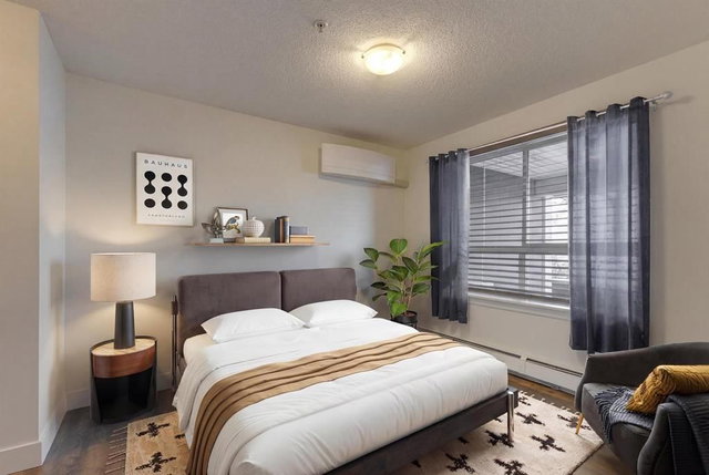 106 - 35 Richard Court SW