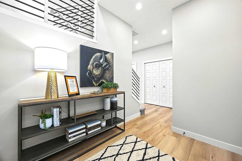 17 Tillotson Downs, Okotoks, T1S 4Z5 | Image 2