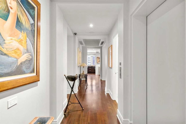 804 - 690 Princeton Way SW