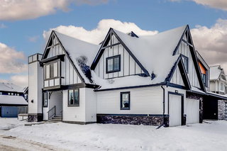 1209 Coopers Drive SW