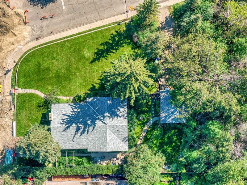 3205 4 Street SW, Calgary, T2S 1Y1 | Image 3