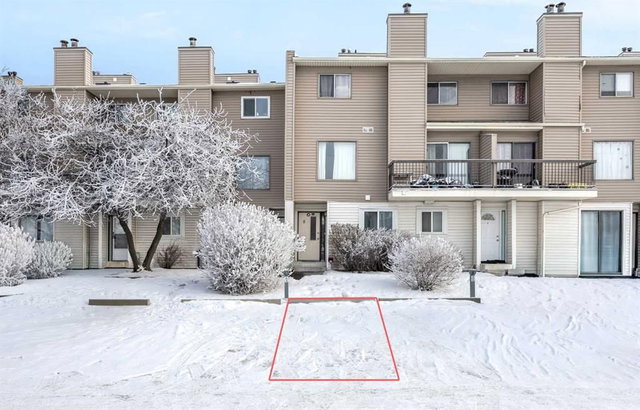 3 - 2519 38 Street NE