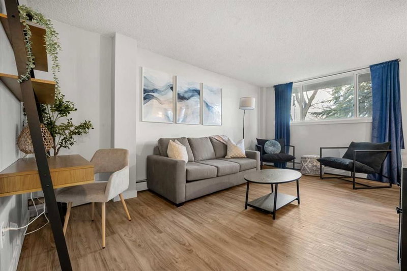 A unit for sale at 313 20 Avenue SW