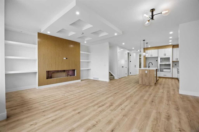 192 Saddlelake Manor NE