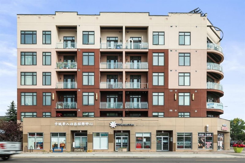 1406 Centre Street N, Calgary, T2E 2Z9 | Image 2