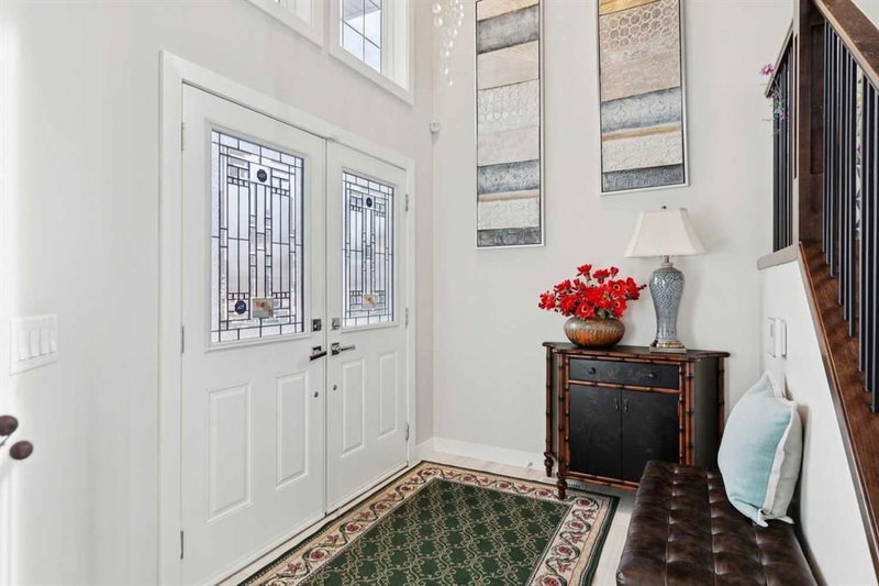 176 Cranarch Crescent SE, Calgary, T3M 2J2 | Image 2