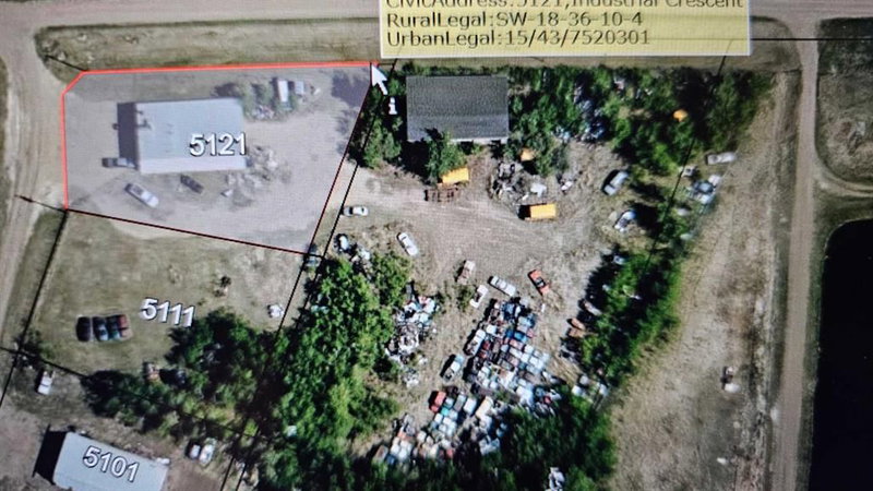 5121 Industrial Crescent, Coronation, T0C1C0 | Image 2