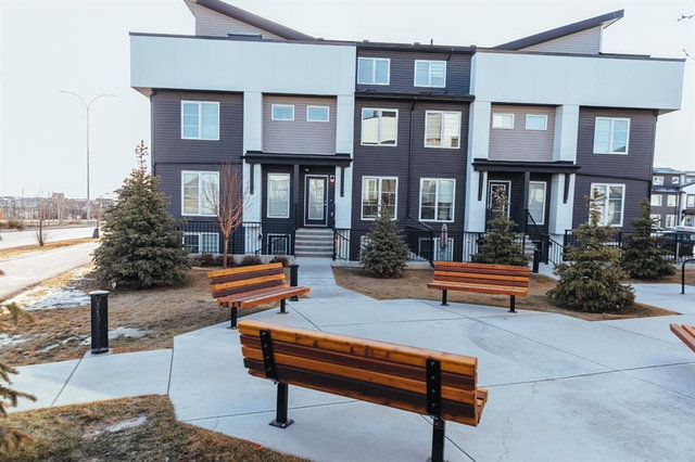 405 - 474 Seton Circle