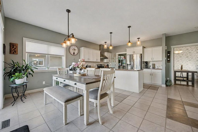 1718 High Park Drive NW, High River, T1V 0A3 | Image 3