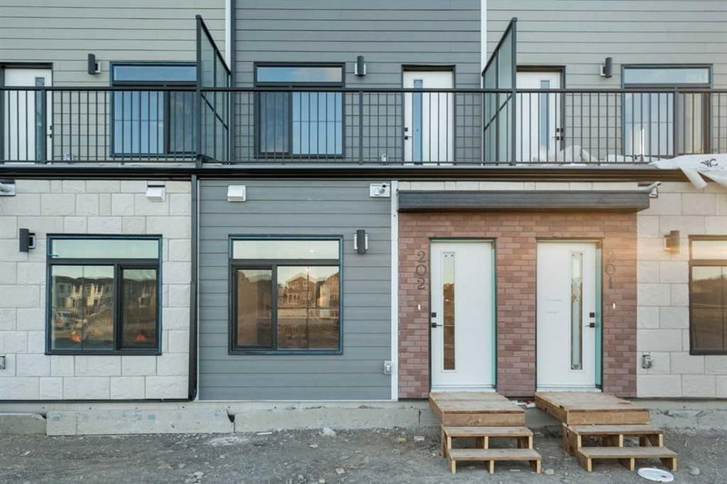 202 - 156 Park Street, Cochrane, T4C 2B8 | Image 2