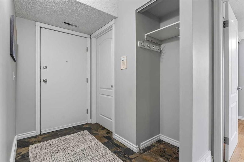 703 - 1540 29 Street NW, Calgary, T2N4M1 | Image 2