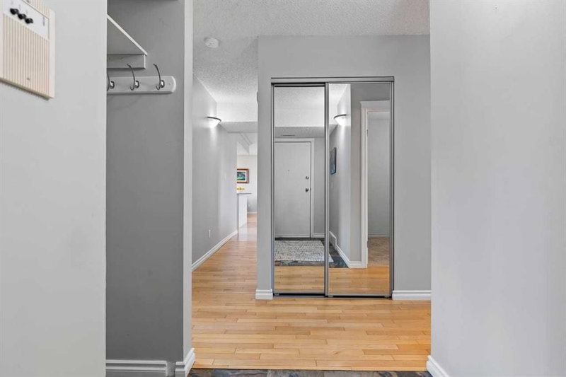 703 - 1540 29 Street NW, Calgary, T2N4M1 | Image 3