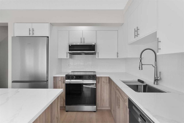 7 Prominence View SW