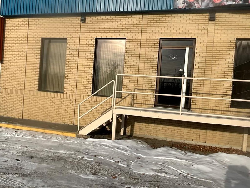 101 - 4770 Riverside Drive, Red Deer, T4N 2Z7 | Image 3