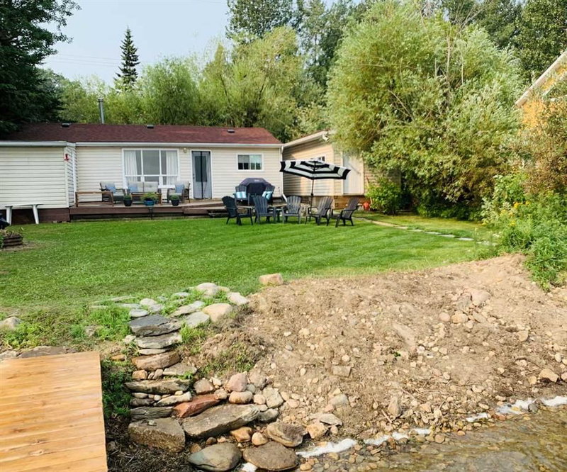 125 Poplar Bay