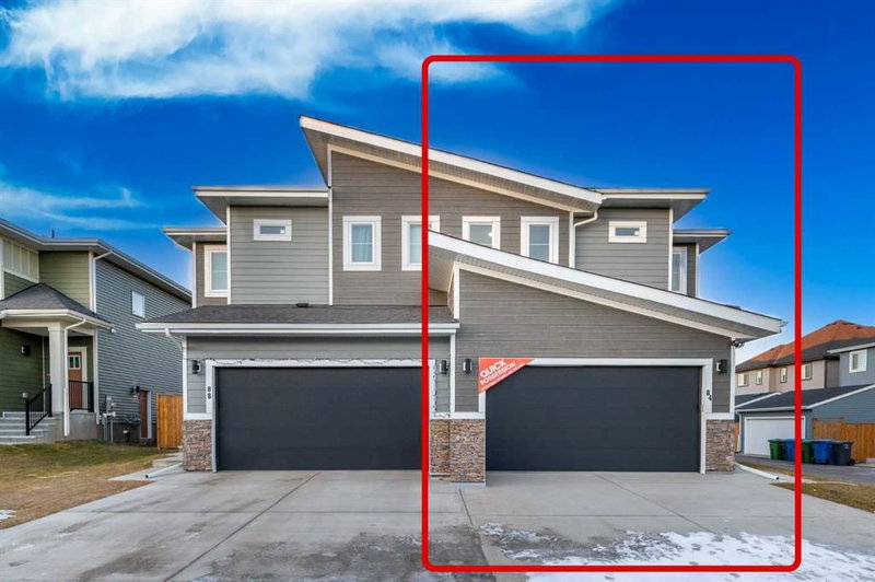 84 Waterford Manor, Chestermere, Alberta