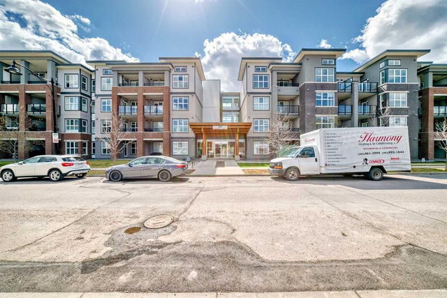 3210 - 95 Burma Star Road SW