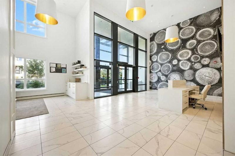 419 - 4275 Norford Avenue NW, Calgary, T3B 6M2 | Image 2