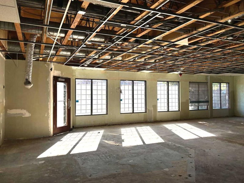 1817 48, Calgary, T3K 3C1 | Image 3