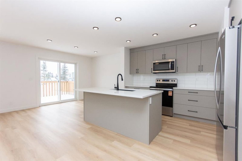 12 Trinity Street, Lacombe, T4L 0L1 | Image 3