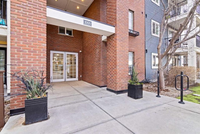 1102 - 755 Copperpond Boulevard SE