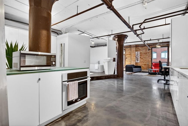 601 - 240 11 Avenue SW