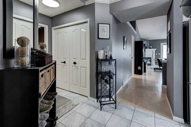 66 Douglas Woods Park SE